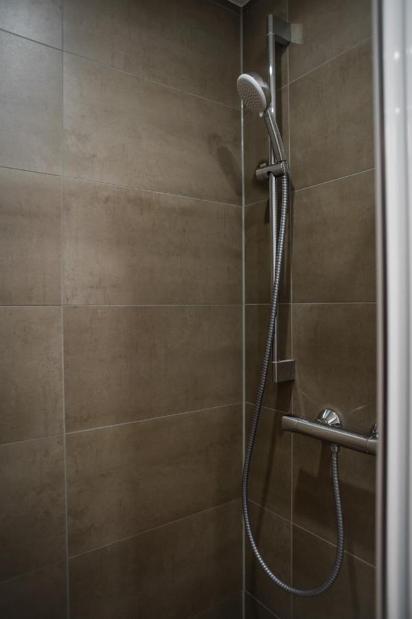 Fantastic 2 Bedroom Apartment Berlin Bagian luar foto