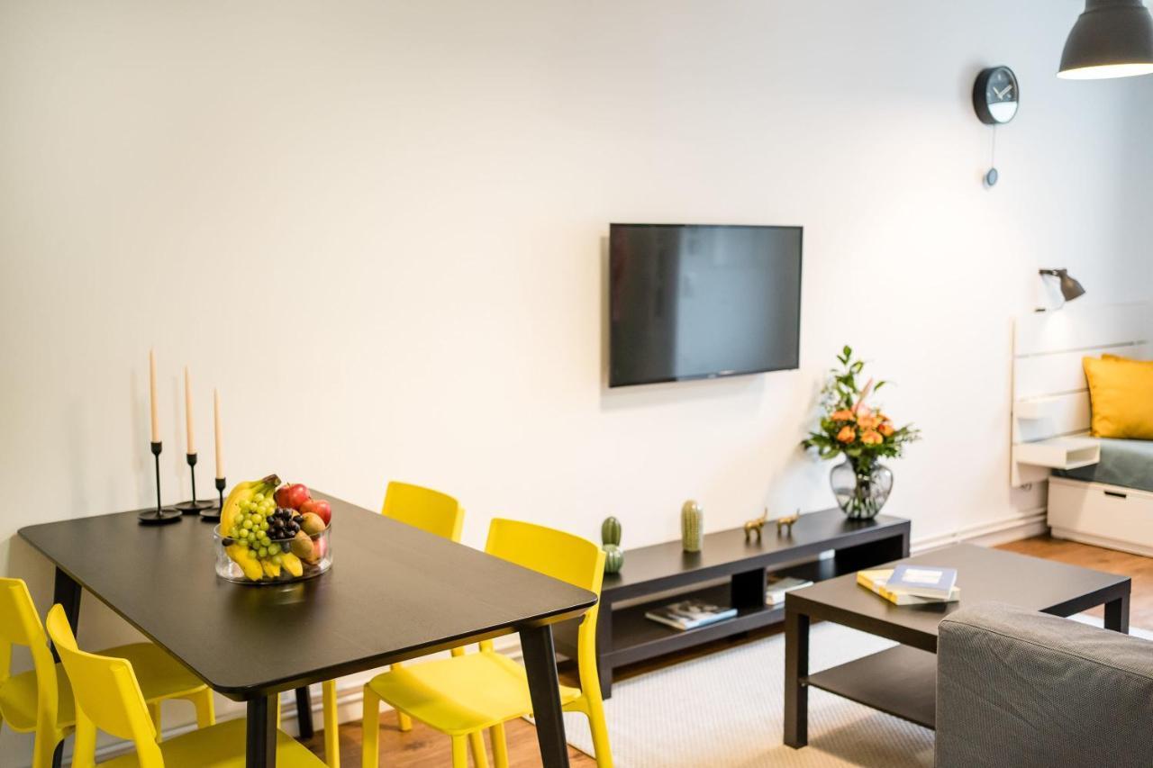 Fantastic 2 Bedroom Apartment Berlin Bagian luar foto